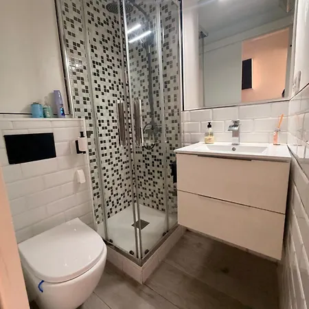 Apartament Atico Sin Ascensor 4to Piso L'Hospitalet de Llobregat